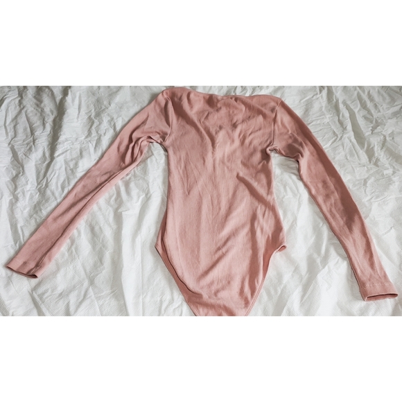 Pink ring pull zipper ribbed bodysuit - Picture 3 of 9